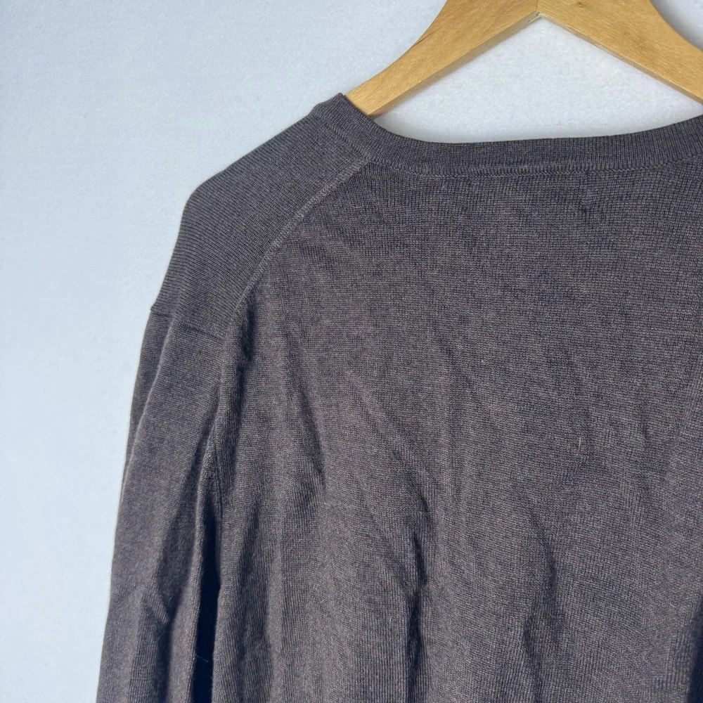 Brooks Brothers Mens Tech‎ Merino Wool V-Neck Sweater Brown Large RN93986